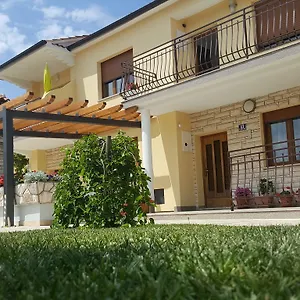 Apartment & Matan