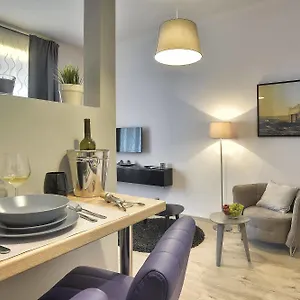 Apartment D&a Center With Free Parking