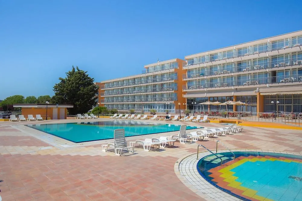 ***  Arena Hotel Holiday Медулин Хорватия